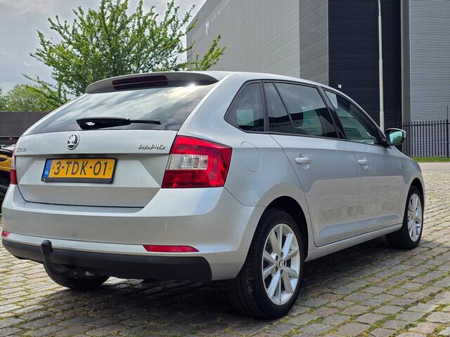 Skoda Rapid Spaceback 1.2 TSI Greentech Ambition Businessline Pro 2e eigenaar dealer onderhouden navigatie cruis control trekhaak