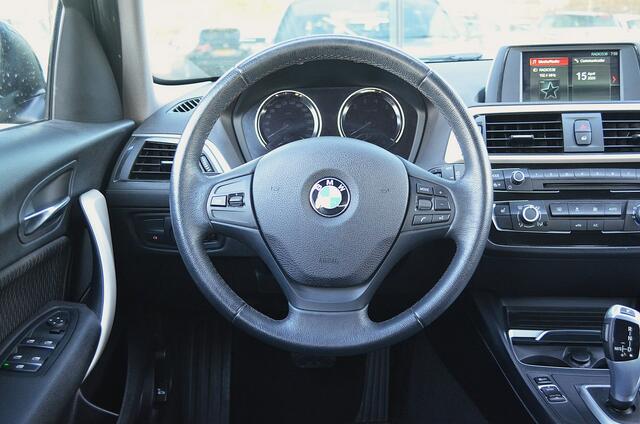 BMW 1-Serie 118i Executive | Stoelverwarming | Automaat