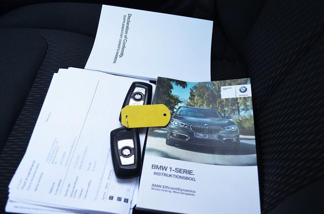 BMW 1-Serie 118i Executive | Stoelverwarming | Automaat