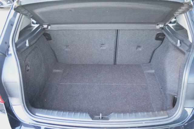 BMW 1-Serie 118i Executive | Stoelverwarming | Automaat
