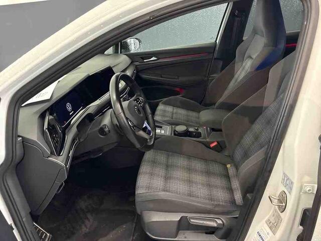 Volkswagen Golf GTE 1.4 TSI eHybrid 245pk PHEV / iQ Light / Head Up / Navi / Adaptive Cruise