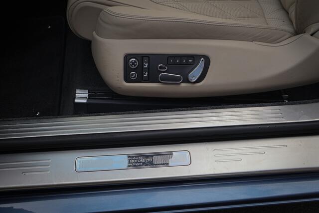 Bentley Continental GTC 6.0 W12 | MULLINER | MASSAGE & STOELVERWARMING & VERKOELING | ADAPTIVE CRUISE CONTROL | CAMERA | 21 | LUCHTVERING | 4WD | ETC.