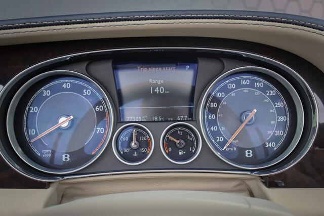 Bentley Continental GTC 6.0 W12 | MULLINER | MASSAGE & STOELVERWARMING & VERKOELING | ADAPTIVE CRUISE CONTROL | CAMERA | 21 | LUCHTVERING | 4WD | ETC.