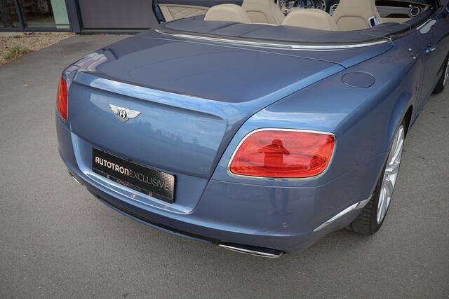 Bentley Continental GTC 6.0 W12 | MULLINER | MASSAGE & STOELVERWARMING & VERKOELING | ADAPTIVE CRUISE CONTROL | CAMERA | 21 | LUCHTVERING | 4WD | ETC.