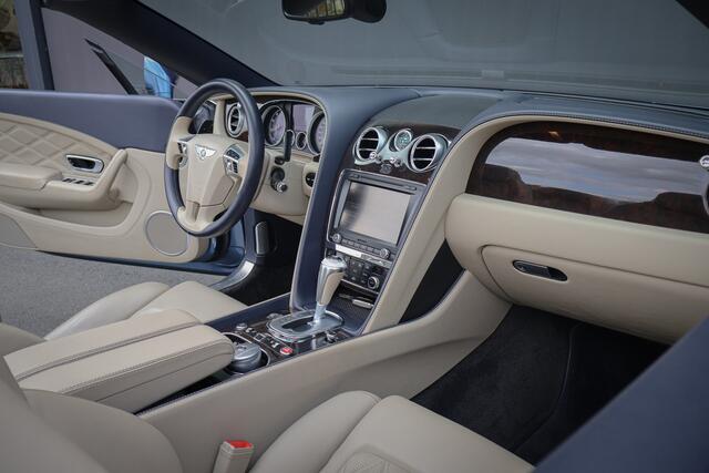 Bentley Continental GTC 6.0 W12 | MULLINER | MASSAGE & STOELVERWARMING & VERKOELING | ADAPTIVE CRUISE CONTROL | CAMERA | 21 | LUCHTVERING | 4WD | ETC.
