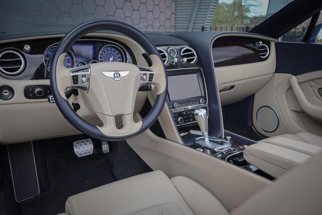 Bentley Continental GTC 6.0 W12 | MULLINER | MASSAGE & STOELVERWARMING & VERKOELING | ADAPTIVE CRUISE CONTROL | CAMERA | 21 | LUCHTVERING | 4WD | ETC.