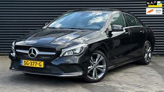 MERCEDES-BENZ CLA-KLASSE 180 Business Solution | LED | Trekhaak | Stoelverwarming | Camera |