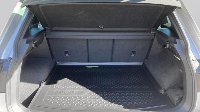 Volkswagen Tiguan 1.5 TSI ACT 150pk DSG Comfortline Business | Navi | Full-LED | 19Inch | Virtual Cockpit