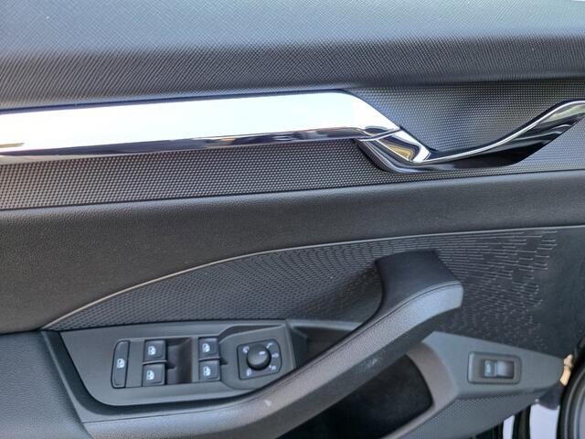 Skoda Octavia Combi 1.0 e-TSI Business Edition Plus Automaat BJ.2022 / Navi / Led / Keyless / Clima / 18Lmv / Trekhaak 