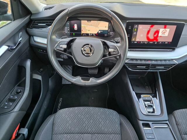 Skoda Octavia Combi 1.0 e-TSI Business Edition Plus Automaat BJ.2022 / Navi / Led / Keyless / Clima / 18Lmv / Trekhaak 