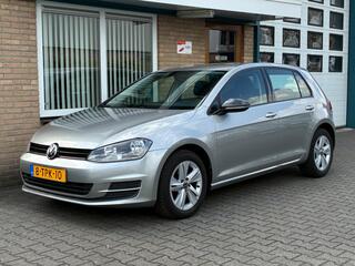 Volkswagen Golf VII