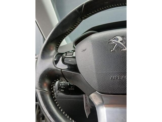 Peugeot 308 SW 1.2 PureTech Blue Lease Export