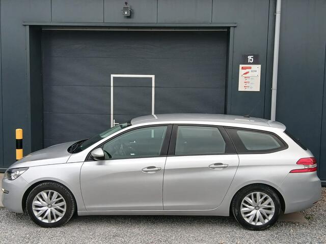 Peugeot 308 SW 1.2 PureTech Blue Lease Export