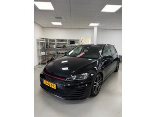 Volkswagen Golf VII