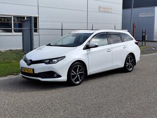 TOYOTA AURIS Touring Sports 1.2T 