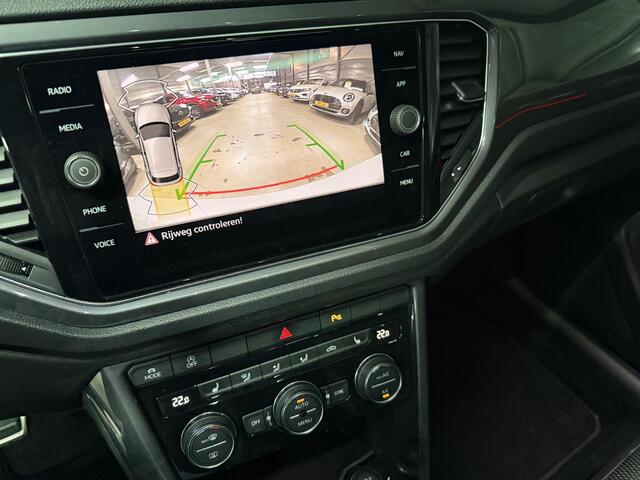 Volkswagen T-ROC 1.5 TSI Sport Panodak Navi Camera El.Klep Trekhaak