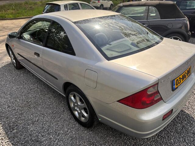 Honda Civic Coup� 1.7i LS STAAT