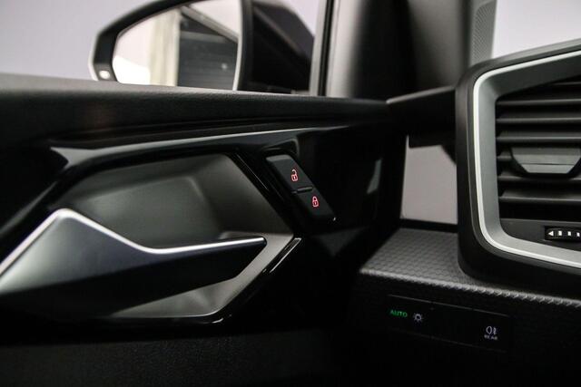 Audi A1 Sportback 30 TFSI S edition | Cruise control | Stoelverwarming | Parkeersensor achter | Audi sound | App connect | Virtual cockpit