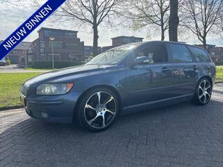 Volvo V50