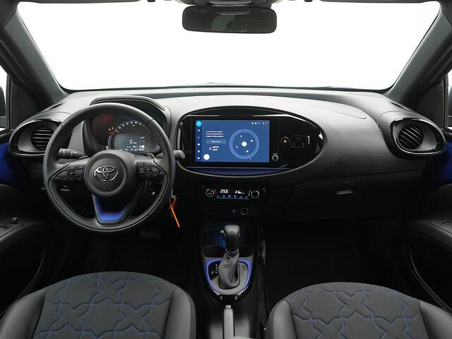 Toyota Aygo X 1.0 VVT-i S-CVT Envy | Cabriodak | Parkeersensoren v+a | Navigatie |