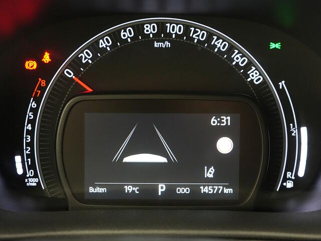 Toyota Aygo X 1.0 VVT-i S-CVT Envy | Cabriodak | Parkeersensoren v+a | Navigatie |