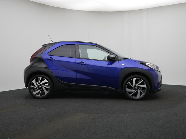 Toyota Aygo X 1.0 VVT-i S-CVT Envy | Cabriodak | Parkeersensoren v+a | Navigatie |