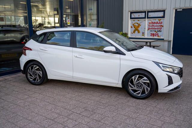 Hyundai I 20 1.0 T-GDI Comfort|Prijs incl. 12 mnd garantie| Keyless LED Camera Stoel/stuurverwarming DAB Bluetooth