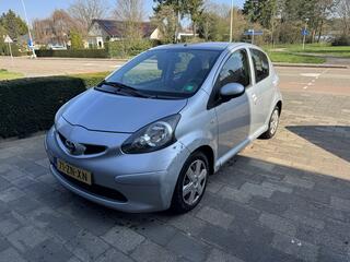 TOYOTA AYGO 1.0 12v