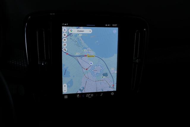 Volvo XC40 Recharge Plus | Dealeronderhouden | Google Infotainment | 4-Seizoenenbanden | Parkeercamera | Parkeersensoren voor + achter | Comfortstoelen | 95