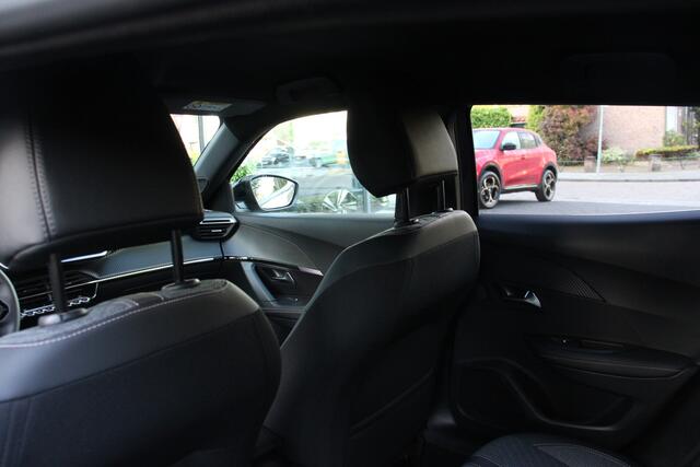 Peugeot 2008 1.2 PureTech 100 Allure