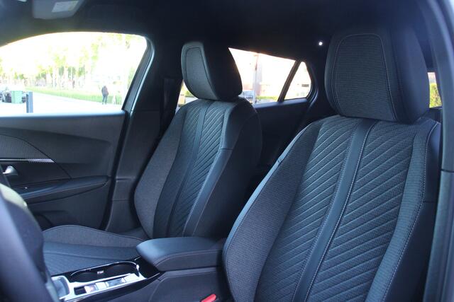 Peugeot 2008 1.2 PureTech 100 Allure