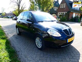 LANCIA YPSILON 1.2 Argento Airco INRUILKOOPJE ZO MEENEMEN