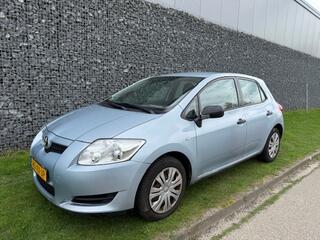 Toyota Auris (2006 - 2012)