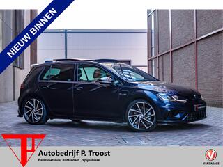 Volkswagen Golf VII
