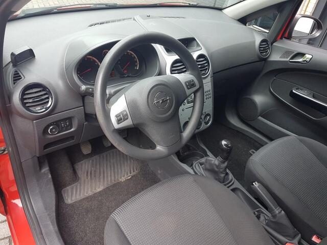 Opel Corsa 1200i 16V 5 DEURS Cruise Controle AIRCO