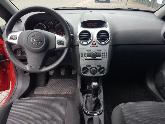 Opel Corsa 1200i 16V 5 DEURS Cruise Controle AIRCO