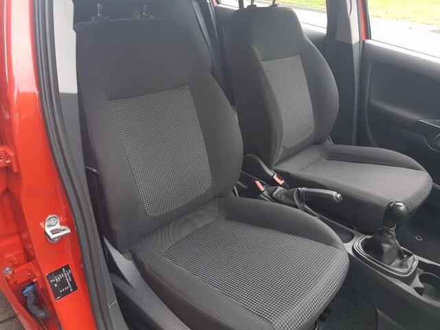 Opel Corsa 1200i 16V 5 DEURS Cruise Controle AIRCO