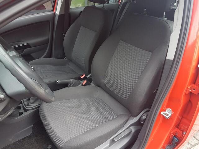 Opel Corsa 1200i 16V 5 DEURS Cruise Controle AIRCO