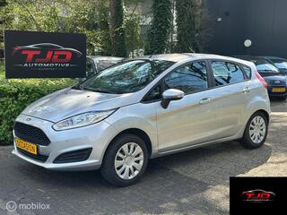 FORD FIESTA 1.0 ecoboost pdc , NAVI, LED, AC