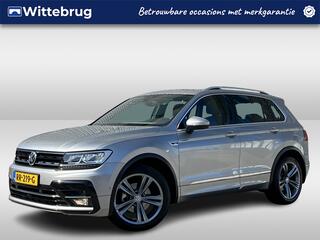 VOLKSWAGEN TIGUAN 1.4 TSI R-line / Digitaal dashboard / Pano / Navigatie / App connect / Camera / Zwenkbare trekhaak / Allseason /