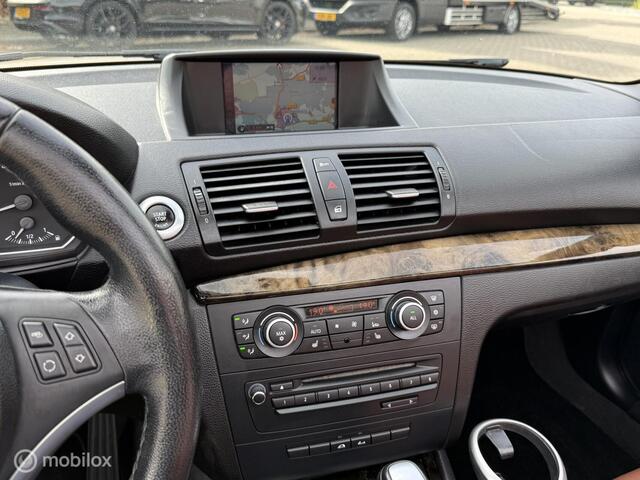 BMW 1-Serie Cabrio 118i High Executive BRUIN LEDER AUTOMAAT