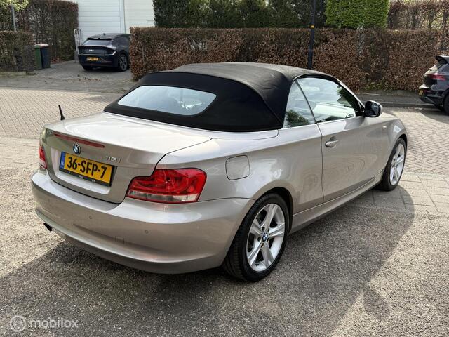 BMW 1-Serie Cabrio 118i High Executive BRUIN LEDER AUTOMAAT