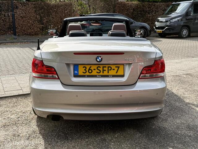 BMW 1-Serie Cabrio 118i High Executive BRUIN LEDER AUTOMAAT