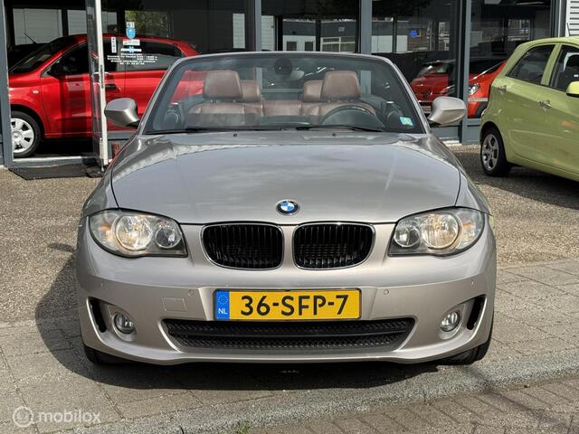 BMW 1-Serie Cabrio 118i High Executive BRUIN LEDER AUTOMAAT