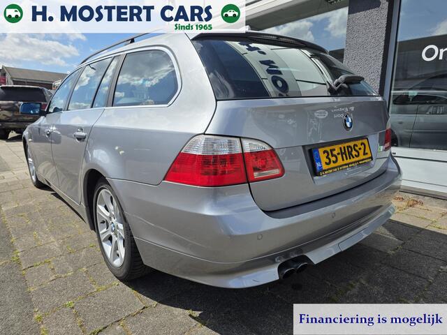 BMW 5-Serie Touring 523i Stationwagen Nette auto let op defect Bj.2009 Full Options AUTOMAAT moter rookt