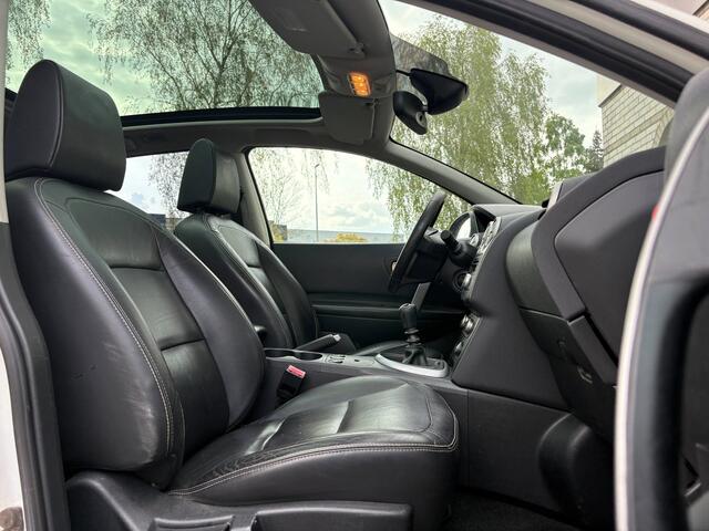 Nissan Qashqai 2.0 Tekna |Pano,Trekhaak,Stoelvw,PDC|