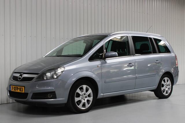 Opel Zafira 1.8 Essentia