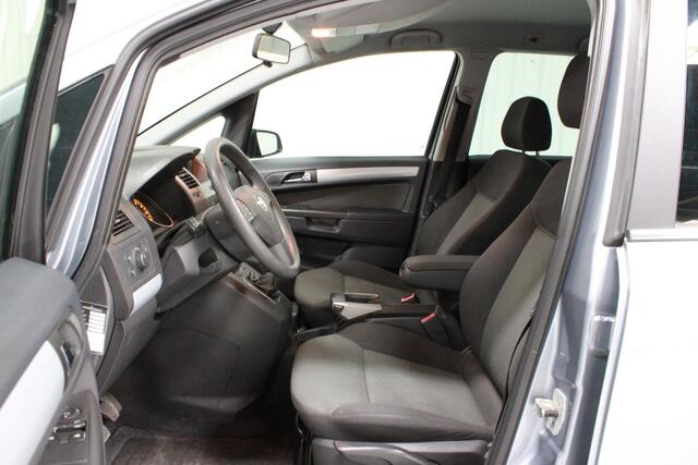 Opel Zafira 1.8 Essentia