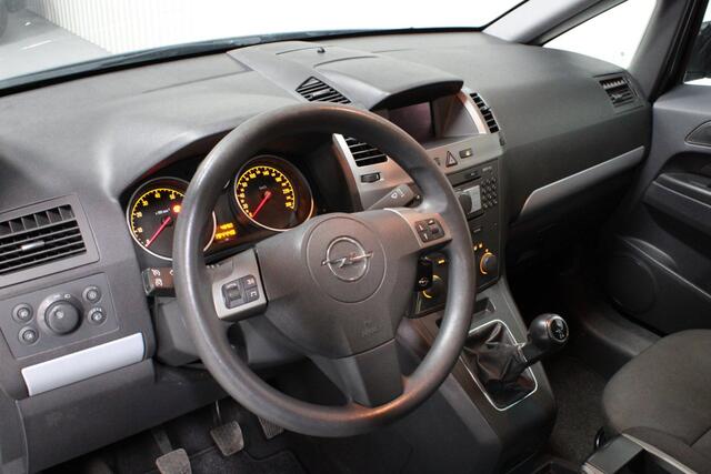 Opel Zafira 1.8 Essentia