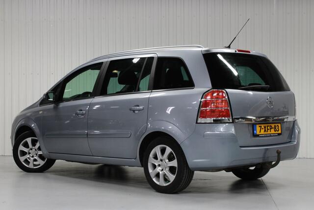 Opel Zafira 1.8 Essentia